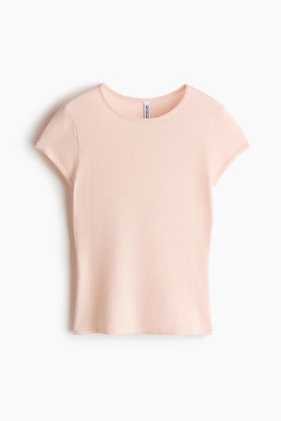 Cap-sleeved fine-knit top