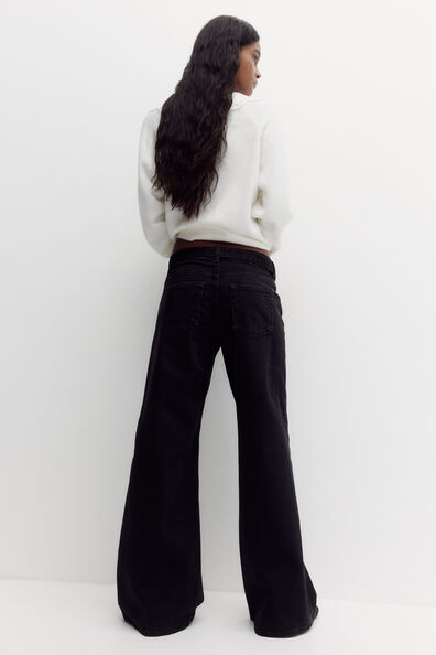 Чёрный