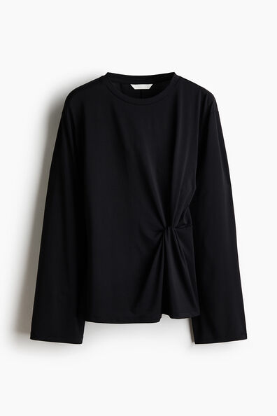 Twist-detail top
