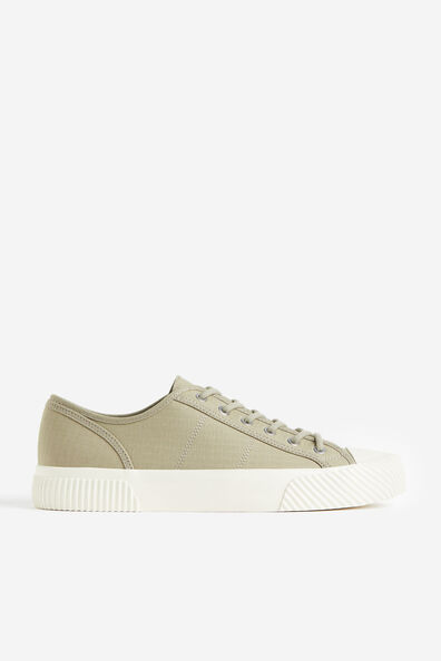Canvas trainers