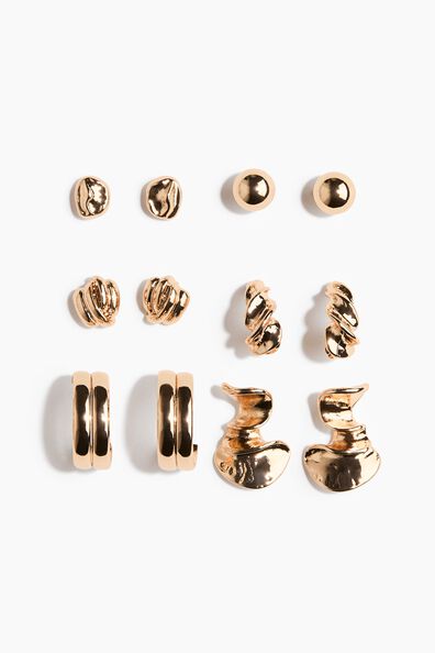 6-pack earrings