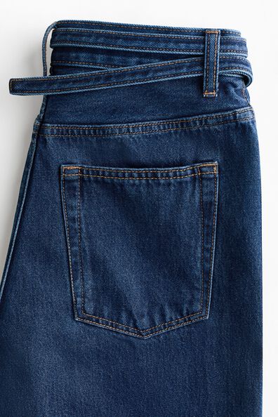 Синий