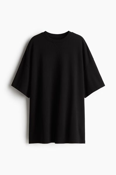 Oversized short-sleeved sweatshirt