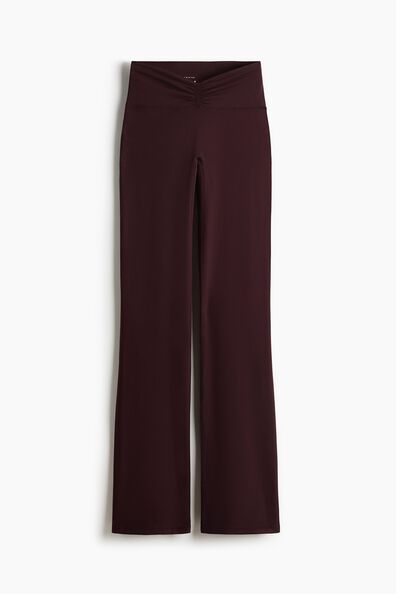 Flared yoga leggings with SoftMove™