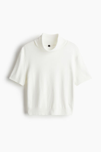 Fine-knit polo-neck top