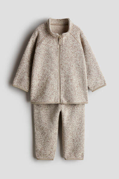 2-piece fleece set