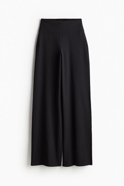 Wide sports trousers with SoftMove™