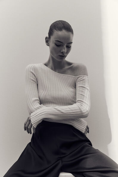 Rib-knit one-shoulder top