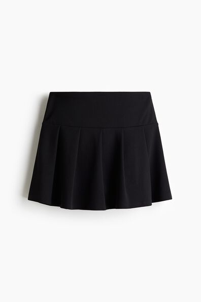 Pleated skort