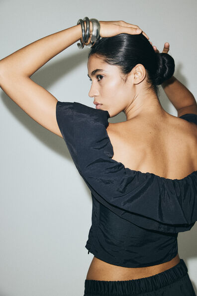 Чёрный