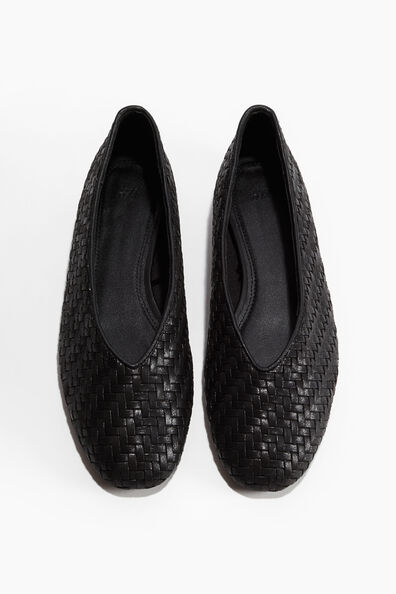 Braided ballet pumps