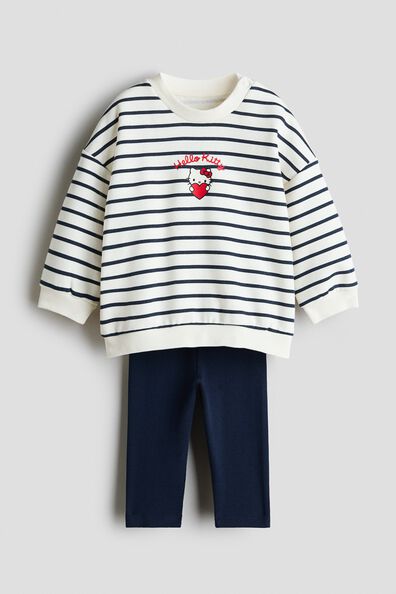2-piece sweatshirt and leggings set