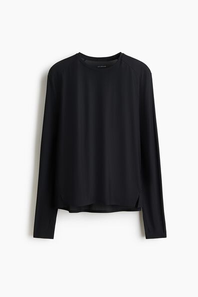 Sports top with DryMove™