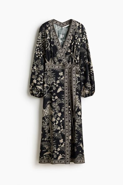 Long-sleeved wrap dress