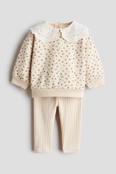 2-piece top and leggings set
