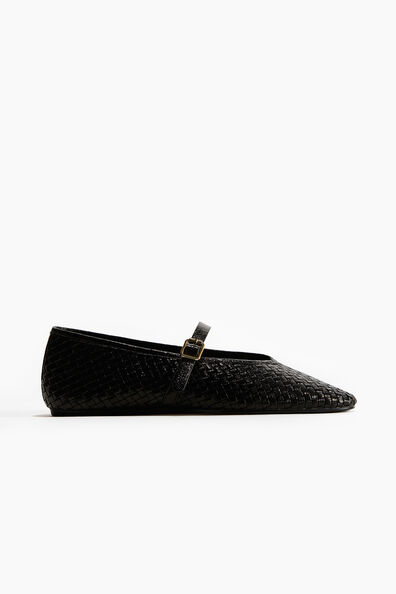 Braided ballet pumps