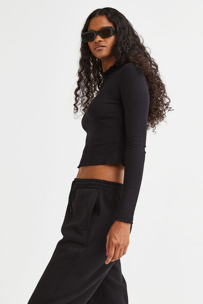 Ribbed long-sleeved top