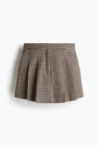 Pleated skort
