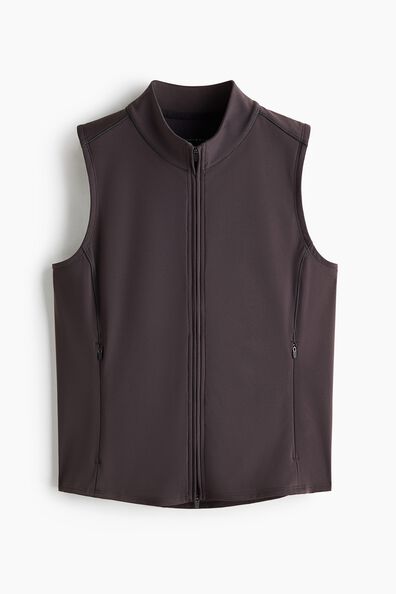 Slim Fit Running gilet with SculptMove™