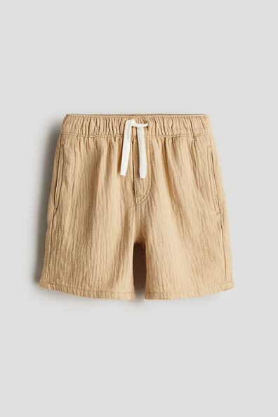 Pull-on shorts