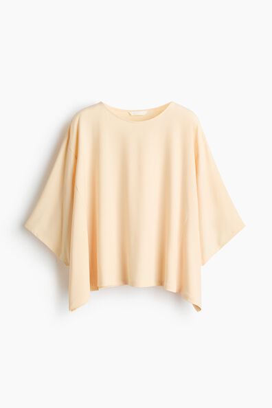 Batwing-sleeved top