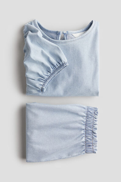 2-piece set