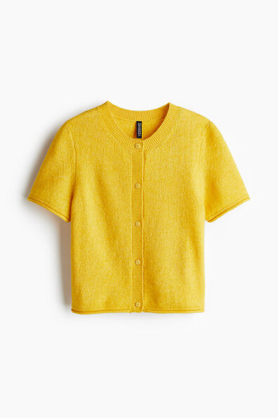 Short-sleeved fine-knit cardigan