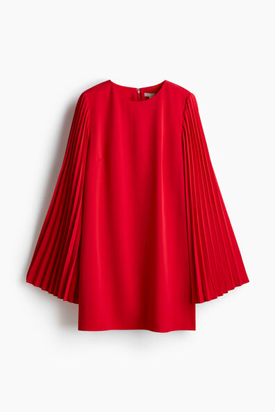 Pleat-sleeved dress