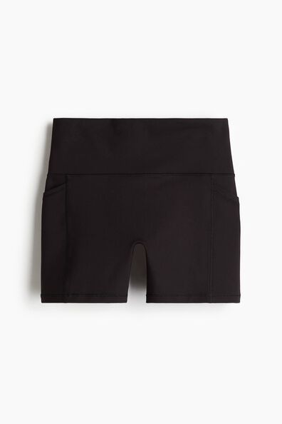 Sports hotpants with DryMove™