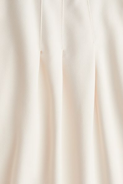 Белый