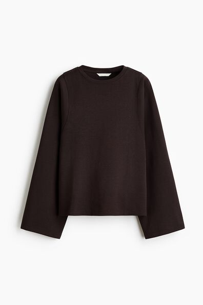 Oversized interlock top