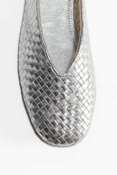Braided leather ballet pumps