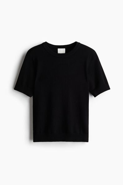 Fine-knit top