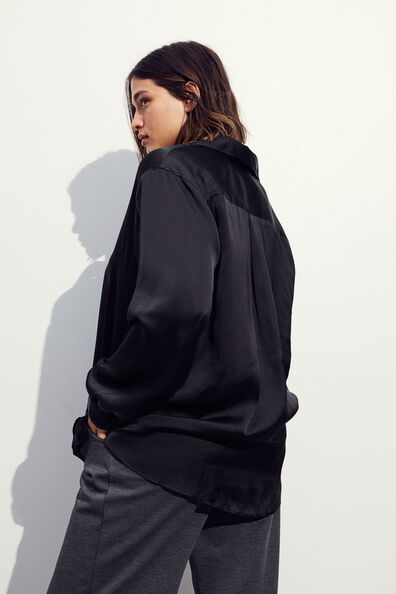 Чёрный
