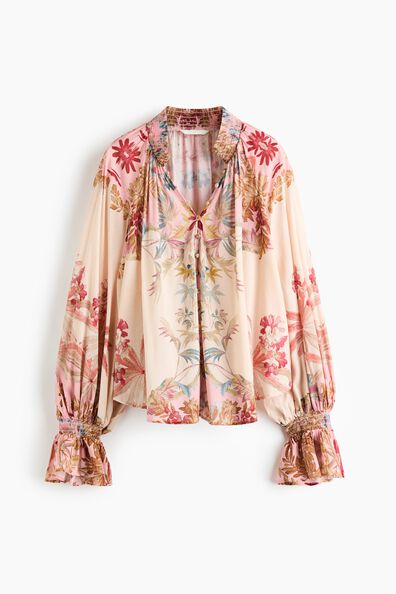 Button-front balloon-sleeved blouse