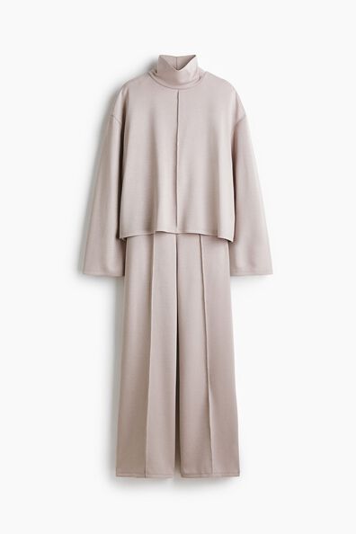 2-piece top and trousers set