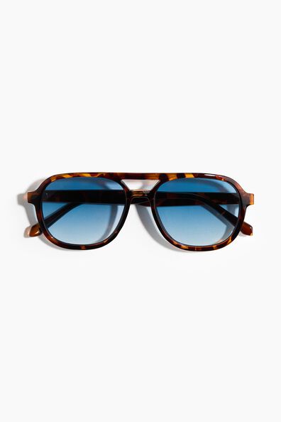 Aviator sunglasses