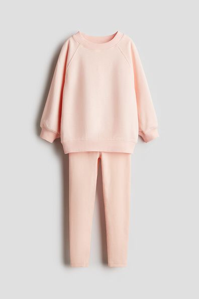 2-piece sweatshirt and leggings set