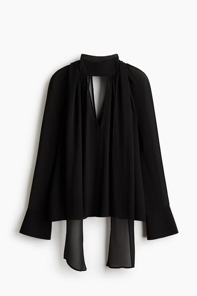 Scarf-collar blouse