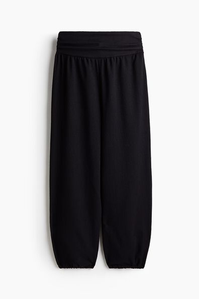 Crinkled balloon-leg trousers