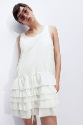 Raw Edge Design Pleated Skirt