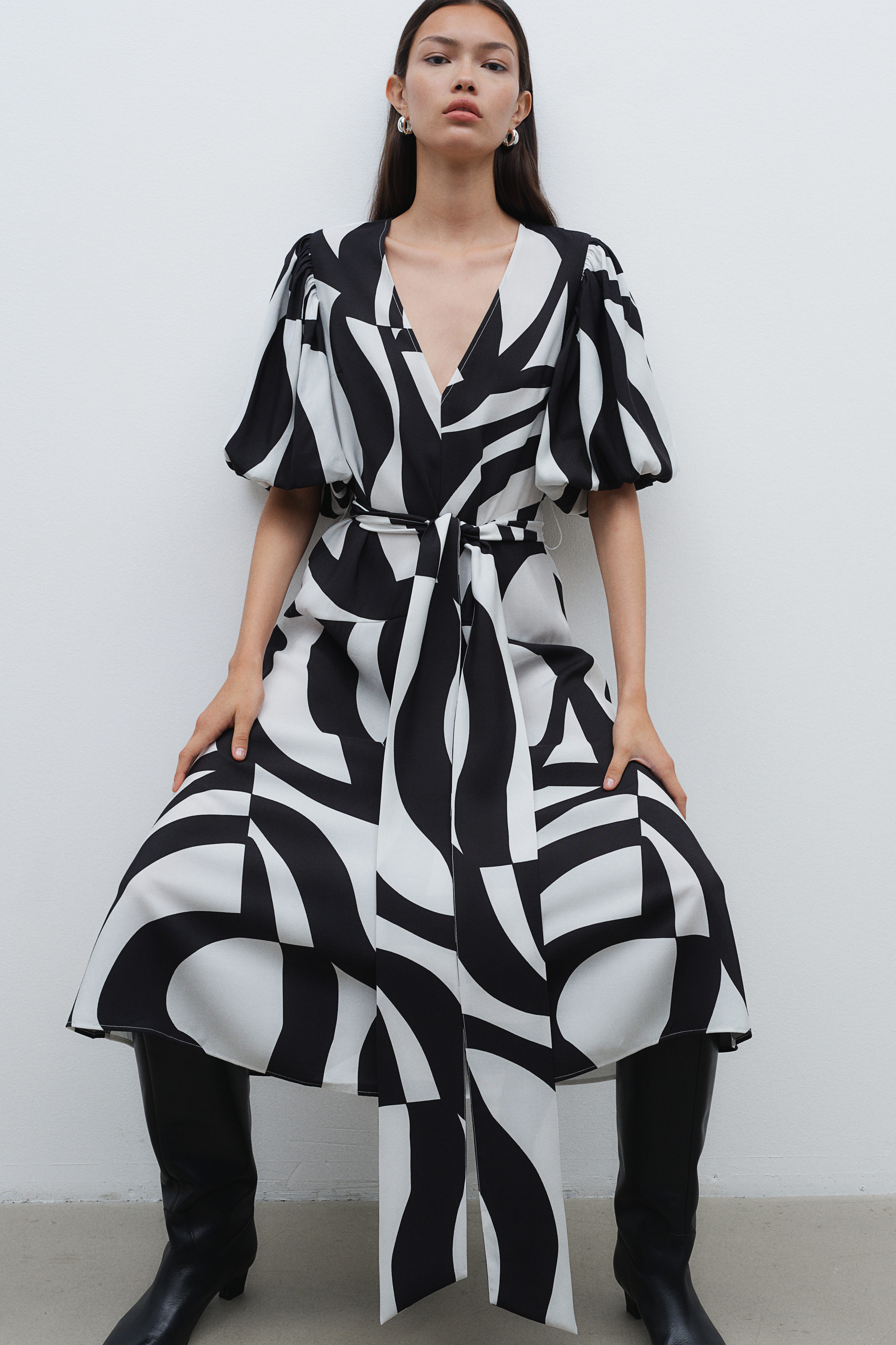 Tie-belt dress