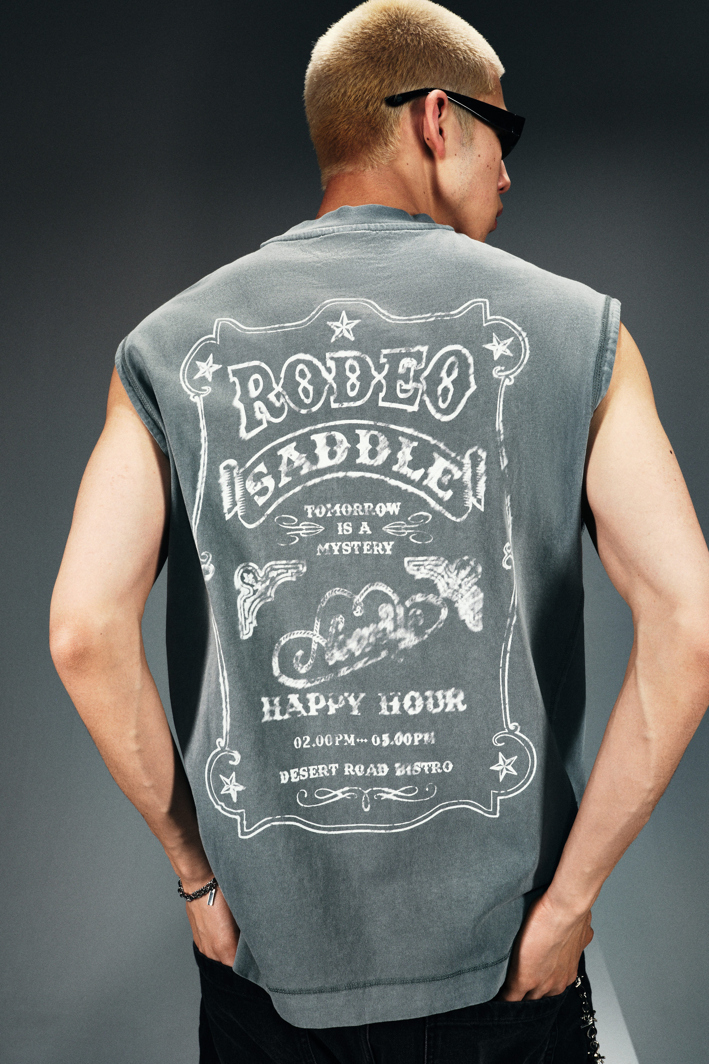 Loose Fit Sleeveless printed T-shirt | Sage green/Rodeo