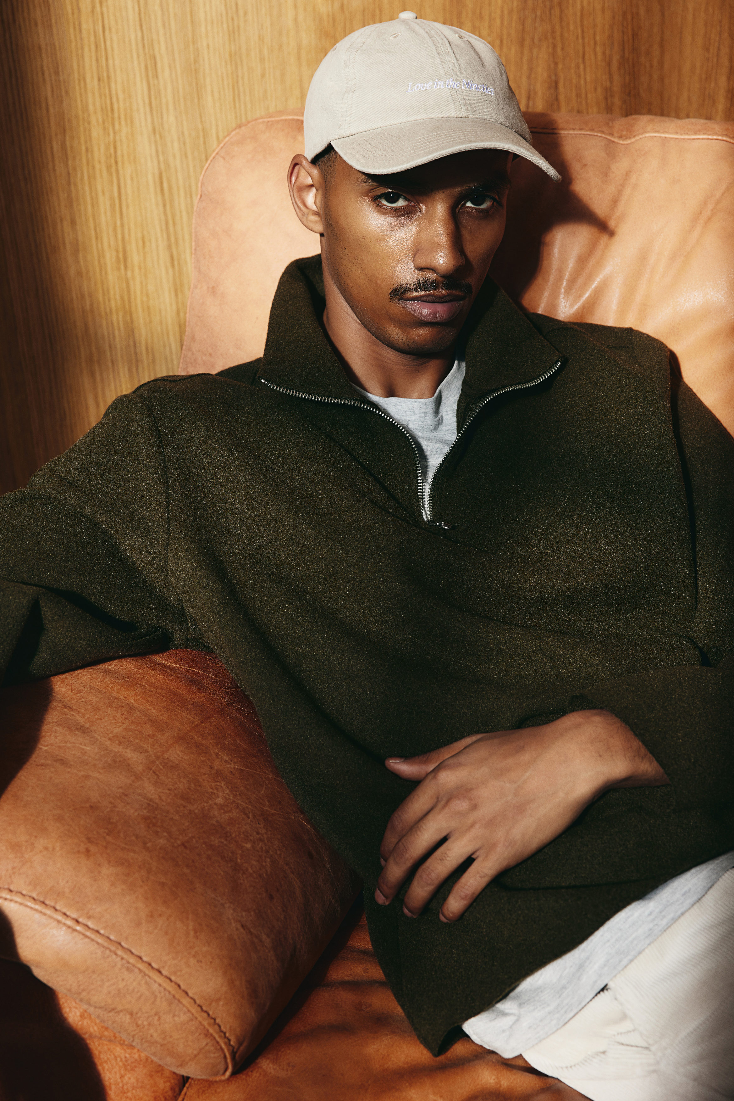 Tシャツ・カットソー IONSEOUL Henry Neck Muscle Fit Raglan Ribbed Knit JE968 194 SUVIN PLATINUM Henley Neck Knit T-shirt | ＋CLOTHET ONLINE
