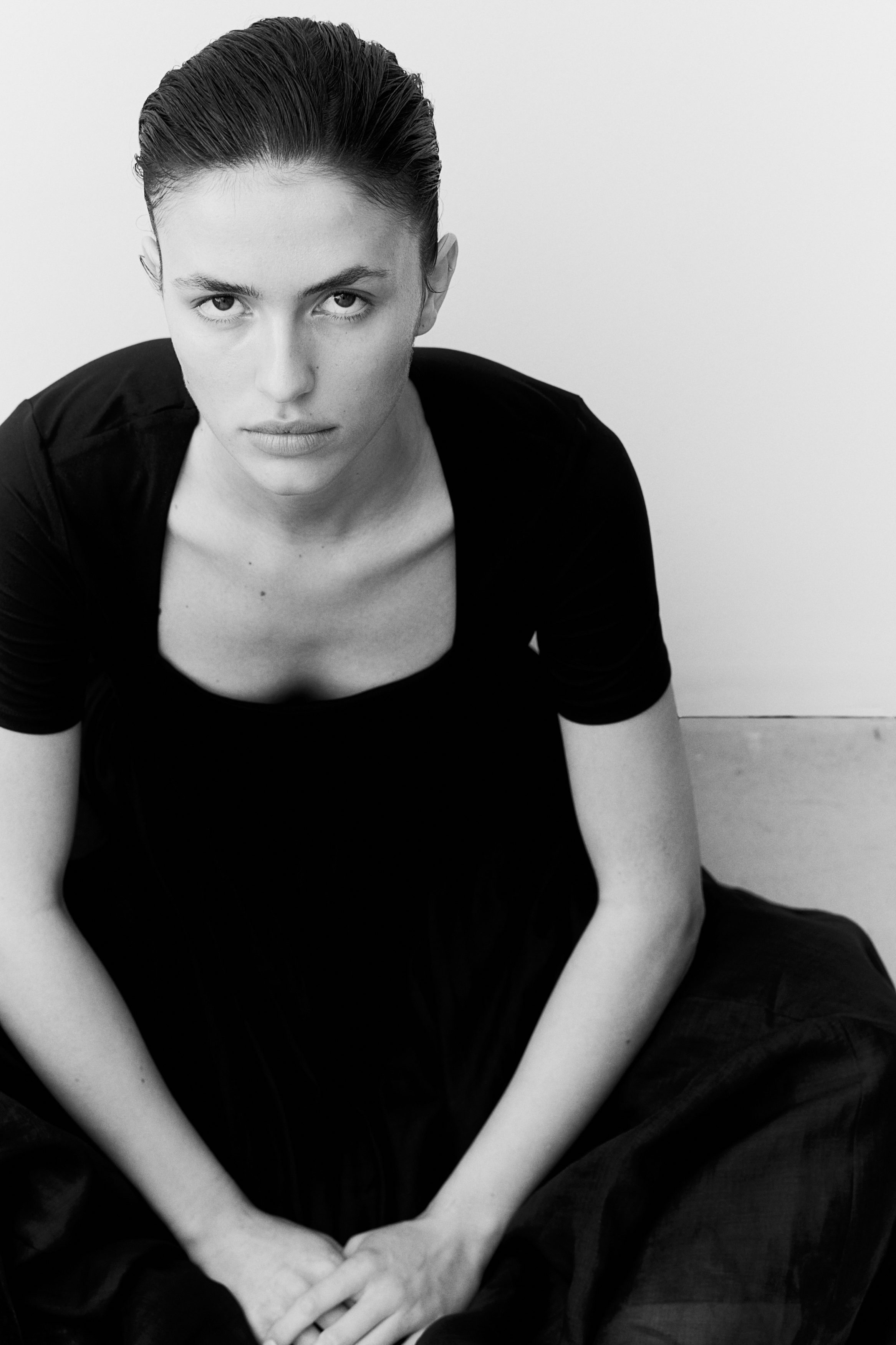 Square-neck top