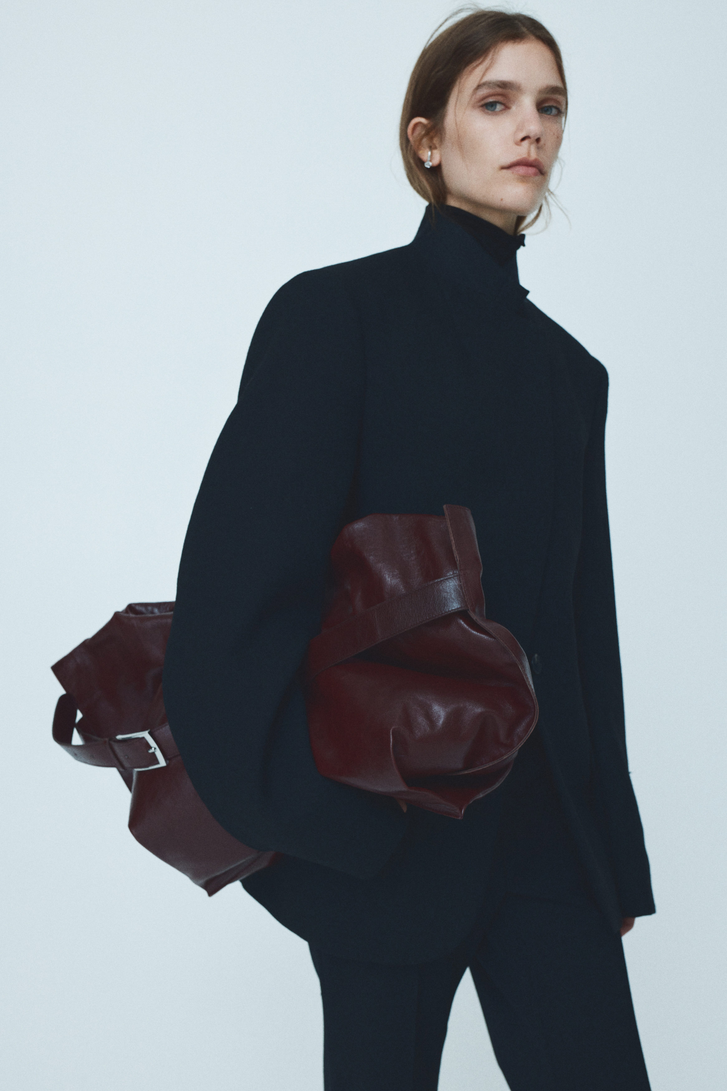 Large leather tote bag