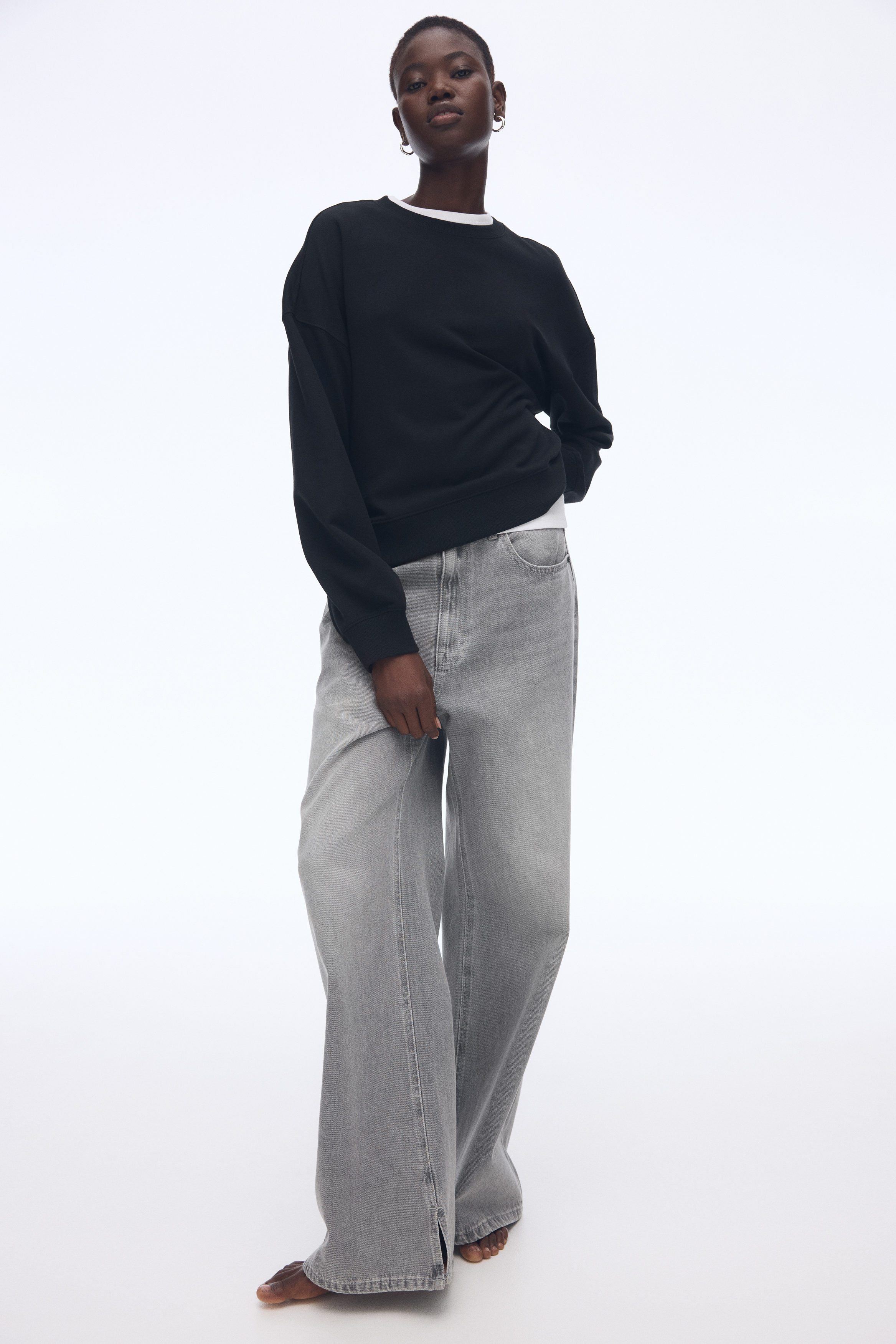 Sweatshirt