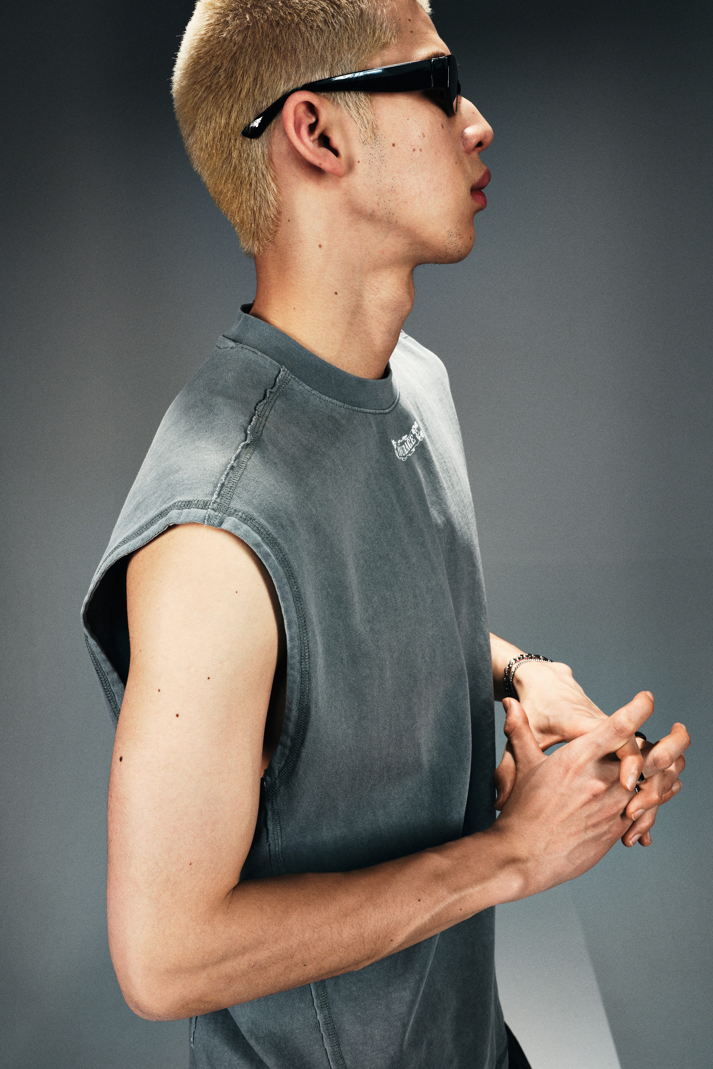 Loose Fit Sleeveless printed T-shirt | Sage green/Rodeo