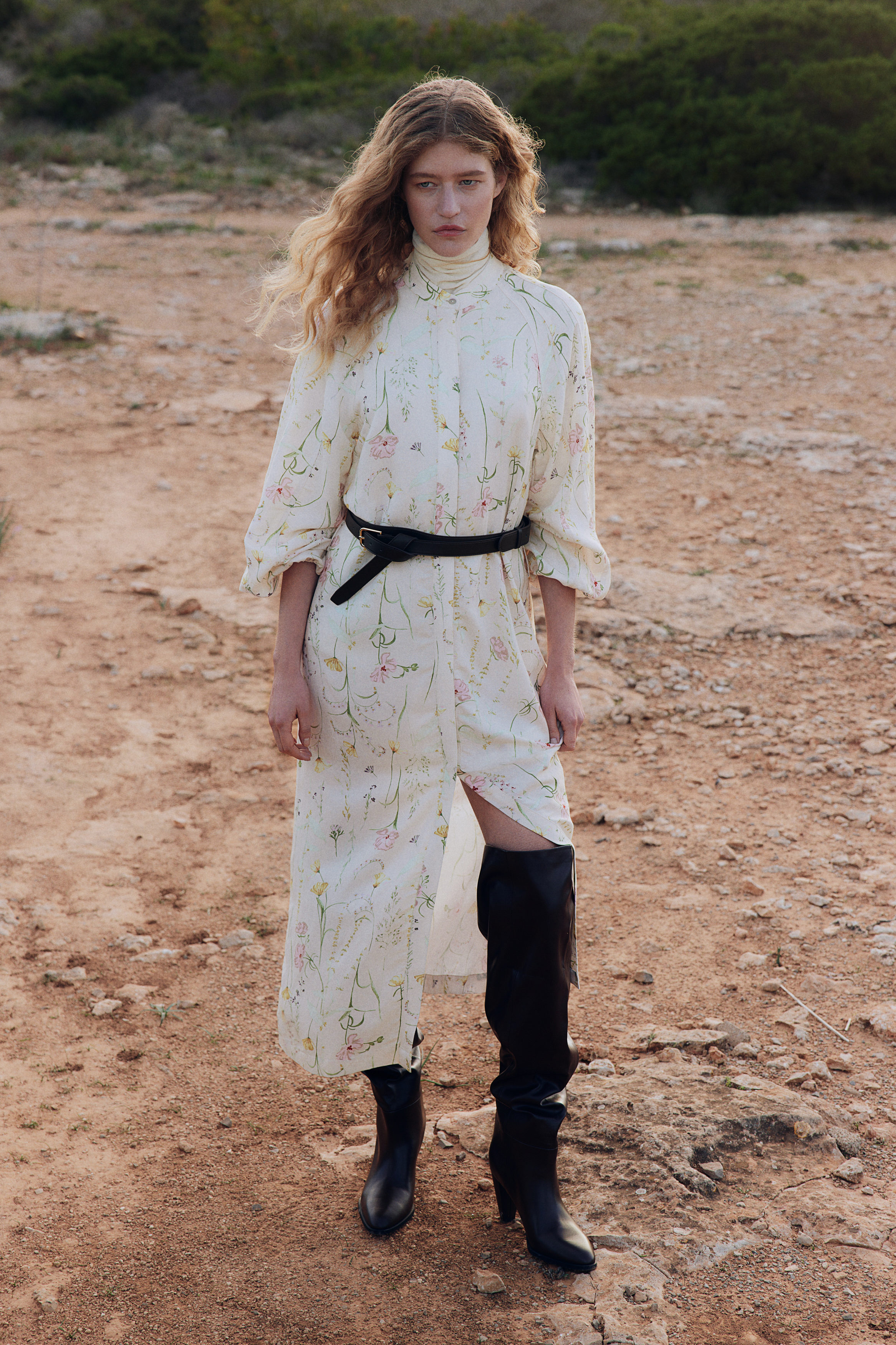 【送料&関税込】Khaite Cream Linen Blend Iffy Shirt Dress Linen-blend tie-belt dress