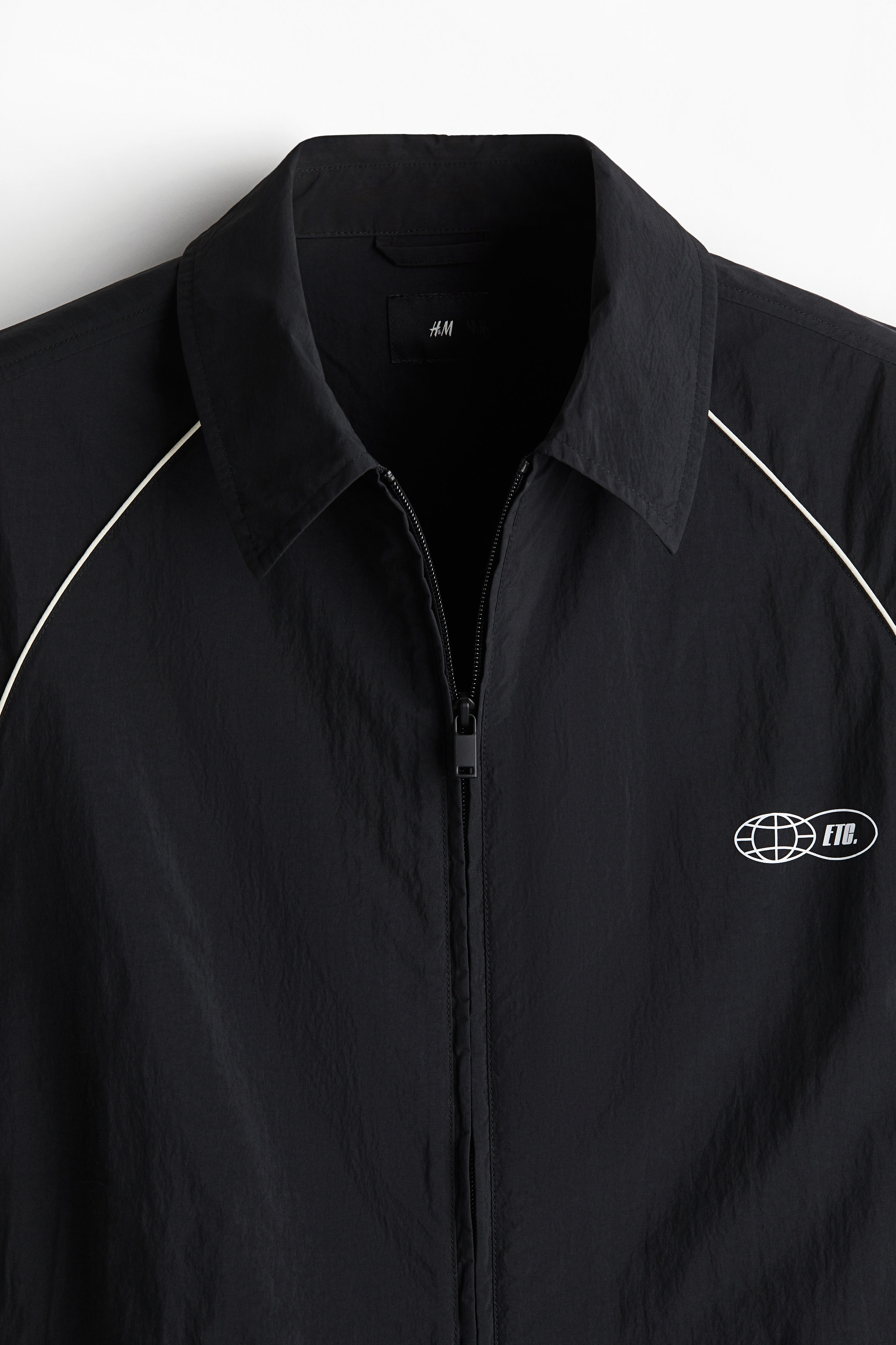 Loose Fit Zip-through nylon shirt